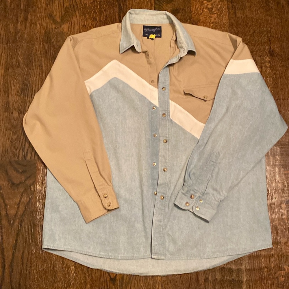 Men’s Wrangler long sleeve shirt